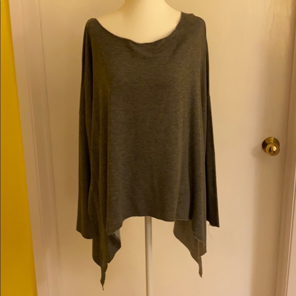 Light weight gray long sleeve